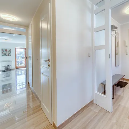 Cityflair Ueber Dem Yachthafen شقة فارين