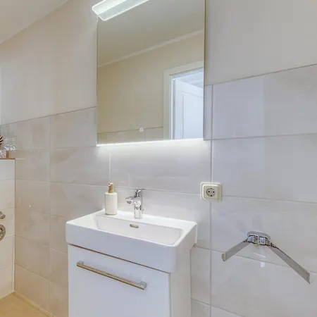 شقة Cityflair Ueber Dem Yachthafen فارين